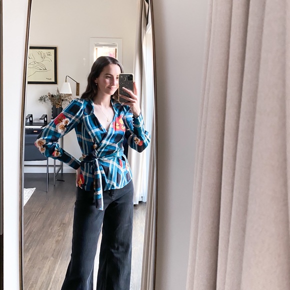 Diane Von Furstenberg Tops - Vintage Diane von Furstenberg Silk Tied Blouse